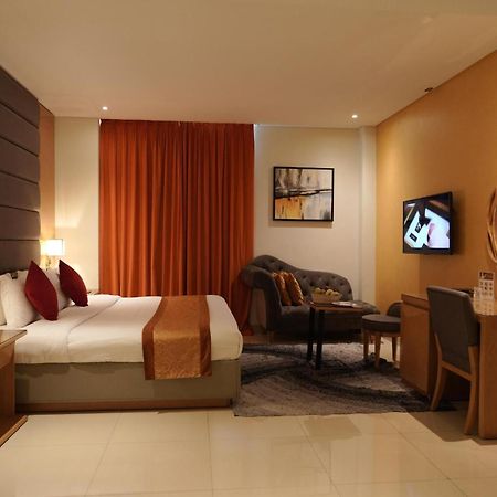 Meshal Hotel Манама Екстериор снимка
