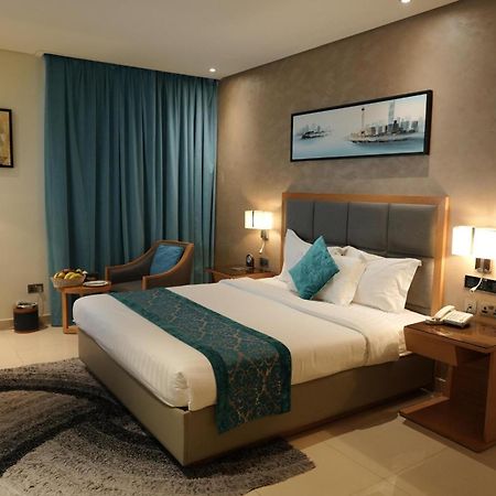 Meshal Hotel Манама Екстериор снимка