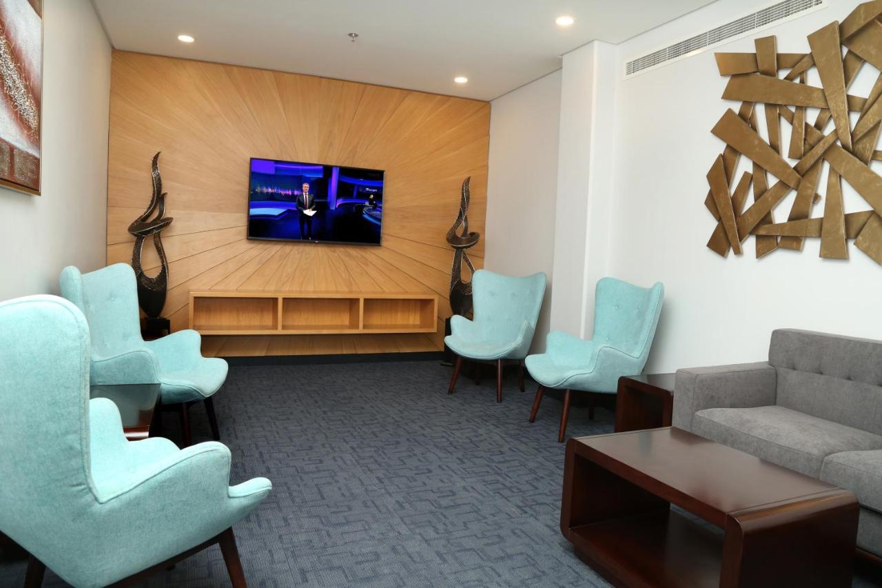 Meshal Hotel Манама Екстериор снимка