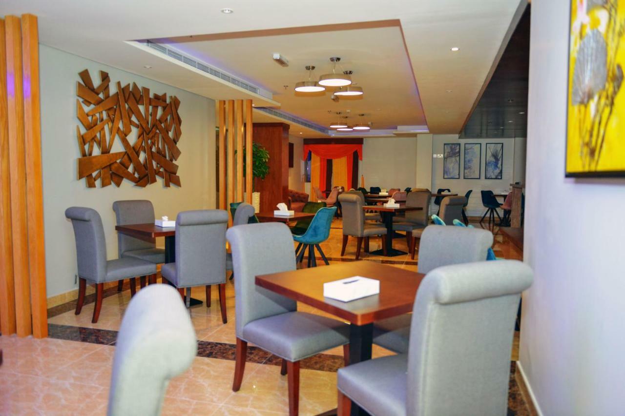Meshal Hotel Манама Екстериор снимка